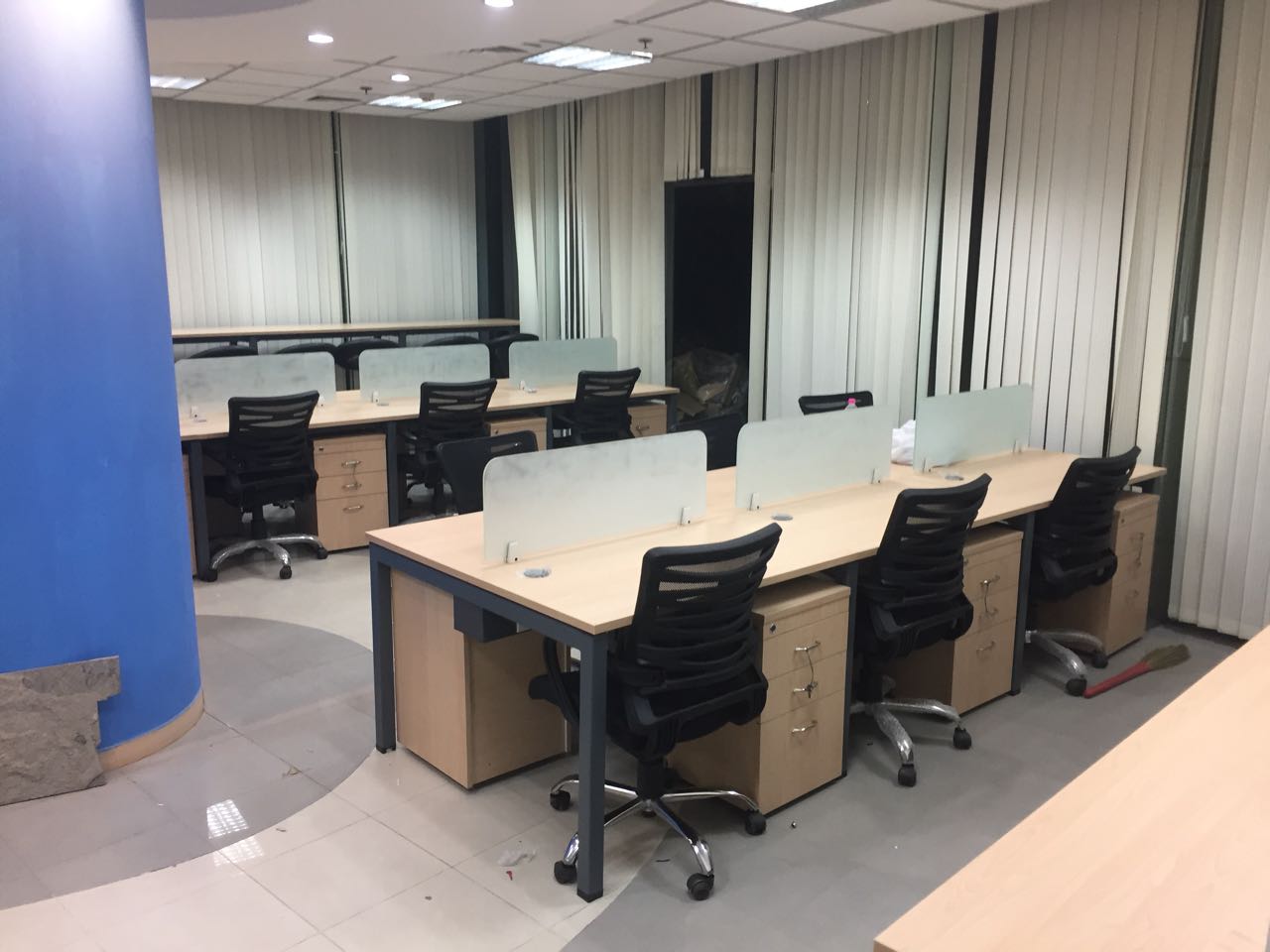buy office furniture gurgaon